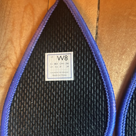 Rothy's Inverse Stripe Point 8 - Picture 3 of 7